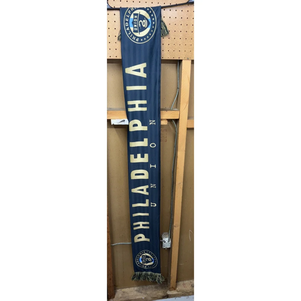 PHILADELPHIA UNION MLS SOCCER SEASON TICKET MEMBER KNIT SCARF